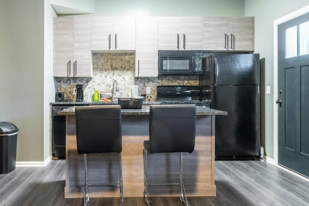 דירות קליבלנד Walkable Gem In Little Italy מראה חיצוני תמונה